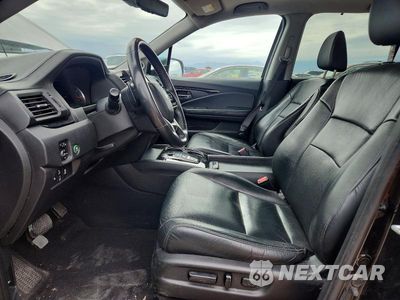 Zdjęcie 7 z 12 samochodu: 2019 HONDA PILOT TOURING VIN:5FNYF6H65KB003171 - miniatura