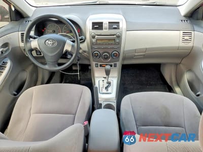Zdjęcie 8 z 12 samochodu: 2011 TOYOTA COROLLA LE VIN:JTDBU4EE8B9156522 - miniatura