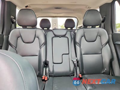 Zdjęcie 10 z 13 samochodu: 2018 VOLVO XC90 T5 VIN:YV4102PK2J1355414 - miniatura