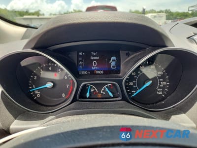 Zdjęcie 9 z 12 samochodu: 2018 FORD ESCAPE S VIN:1FMCU0F75JUB36894 - miniatura