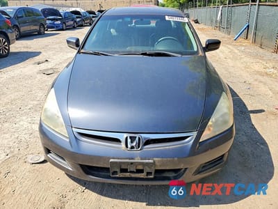 Piąte zdjęcie samochodu w środku: 2007 HONDA ACCORD EX VIN:1HGCM66517A020142 - miniatura