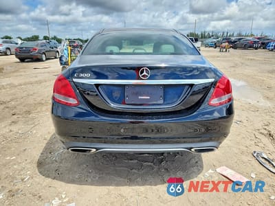 Zdjęcie 6 z 12 samochodu: 2018 MERCEDES-BENZ C 300 VIN:55SWF4JB5JU246804 - miniatura