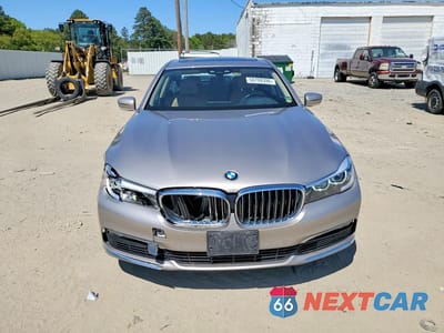 Piąte zdjęcie samochodu w środku: 2018 BMW 740 XI VIN:WBA7E4C53JGV23436 - miniatura