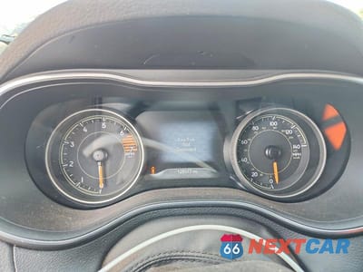 Zdjęcie 9 z 13 samochodu: 2023 JEEP CHEROKEE ALTITUDE LUX VIN:1C4PJMMB8PD103068 - miniatura
