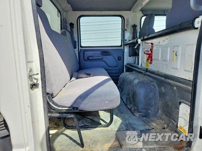Zdjęcie 10 z 12 samochodu: 2016 ISUZU NPR HD BOX TRUCK VIN:JALC4J166G7001857 - miniatura