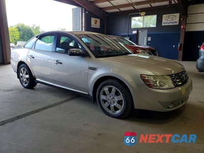 Czwarte zdjęcie samochodu z boku: 2008 FORD TAURUS LIMITED VIN:1FAHP28WX8G138088 - miniatura