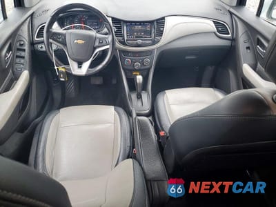 Zdjęcie 8 z 13 samochodu: 2020 CHEVROLET TRAX 1LT VIN:3GNCJPSB9LL196486 - miniatura