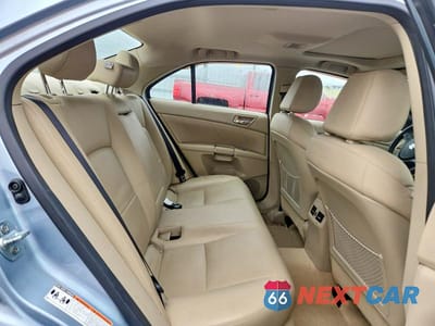 Zdjęcie 10 z 13 samochodu: 2010 SUZUKI KIZASHI SLS VIN:JS2RF9A76A6100226 - miniatura