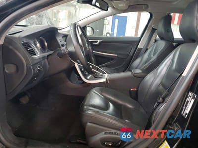 Zdjęcie 7 z 12 samochodu: 2013 VOLVO S60 T5 VIN:YV1612FH3D2177632 - miniatura
