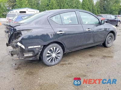 Trzecie zdjęcie samochodu z tyłu: 2019 NISSAN VERSA SV VIN:3N1CN7AP7KL876396 - miniatura