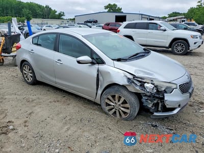 Czwarte zdjęcie samochodu z boku: 2014 KIA FORTE VIN:KNAFX4A86E5194350 - miniatura