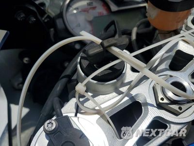 Zdjęcie 8 z 9 samochodu: 2018 BMW S 1000 RR VIN:WB10D6000JZ711490 - miniatura