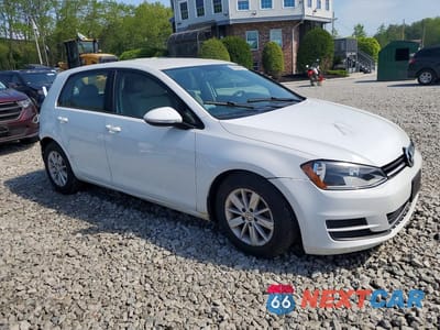 Czwarte zdjęcie samochodu z boku: 2015 VOLKSWAGEN GOLF VIN:3VW217AU7FM035220 - miniatura