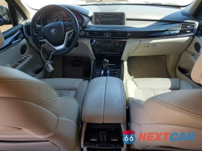 Zdjęcie 8 z 13 samochodu: 2016 BMW X5 XDRIVE50I VIN:5UXKR6C53G0J79605 - miniatura