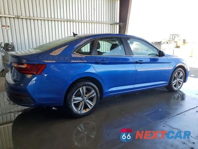 Trzecie zdjęcie samochodu z tyłu: 2024 VOLKSWAGEN JETTA SE VIN:3VWEM7BU3RM041653 - miniatura