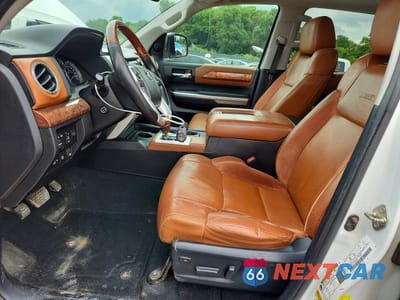 Zdjęcie 7 z 12 samochodu: 2015 TOYOTA TUNDRA 1794 EDITION VIN:5TFAW5F1XFX486557 - miniatura