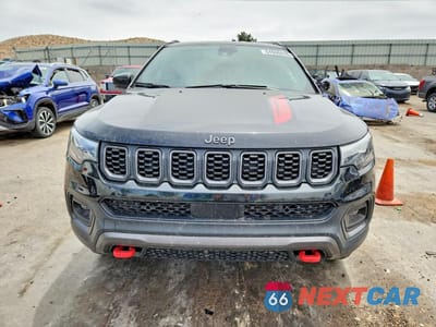 Piąte zdjęcie samochodu w środku: 2024 JEEP COMPASS TRAILHAWK VIN:3C4NJDDN5RT106203 - miniatura