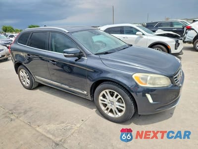 Czwarte zdjęcie samochodu z boku: 2015 VOLVO XC60 T5 PLATINUM VIN:YV440MDD6F2601249 - miniatura