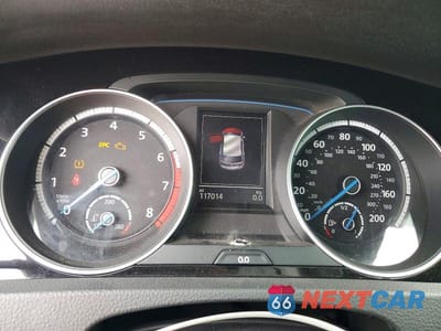 Zdjęcie 9 z 12 samochodu: 2016 VOLKSWAGEN GOLF R VIN:WVWUF7AU6GW268164 - miniatura