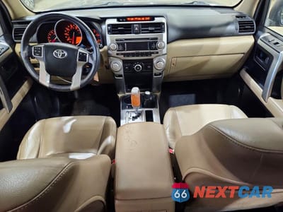 Zdjęcie 8 z 13 samochodu: 2011 TOYOTA 4RUNNER SR5 VIN:JTEBU5JR4B5048447 - miniatura