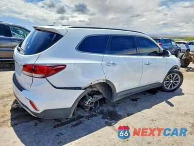 Trzecie zdjęcie samochodu z tyłu: 2018 HYUNDAI SANTA FE SE VIN:KM8SM4HF6JU271874 - miniatura