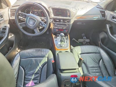 Zdjęcie 8 z 13 samochodu: 2010 AUDI Q5 PREMIUM PLUS VIN:WA1LKAFP0AA052509 - miniatura