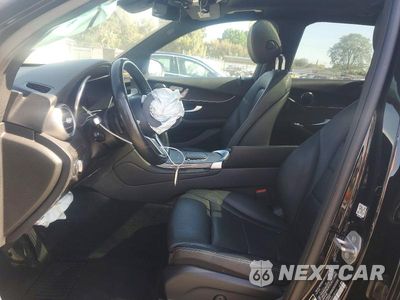 Zdjęcie 13 z 26 samochodu: 2021 MERCEDES-BENZ GLC 300 4MATIC VIN:W1N0G8EBXMV285943 - miniatura