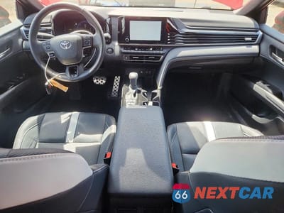 Zdjęcie 8 z 13 samochodu: 2025 TOYOTA CAMRY SE VIN:4T1DBADK1SU006474 - miniatura