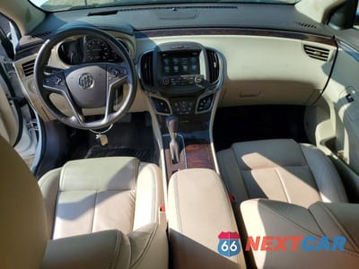 Zdjęcie 8 z 12 samochodu: 2016 BUICK LACROSSE VIN:1G4GB5G3XGF119246 - miniatura