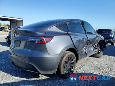 Trzecie zdjęcie samochodu z tyłu: 2023 TESLA MODEL Y VIN:7SAYGDEE7PA079236 - miniatura