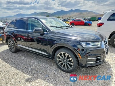 Czwarte zdjęcie samochodu z boku: 2017 AUDI Q7 PREMIUM PLUS VIN:WA1LAAF78HD003408 - miniatura