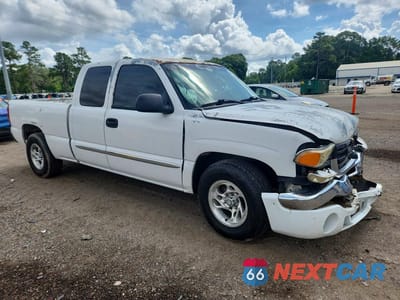 Czwarte zdjęcie samochodu z boku: 2003 GMC NEW SIERRA C1500 VIN:2GTEC19V331374886 - miniatura