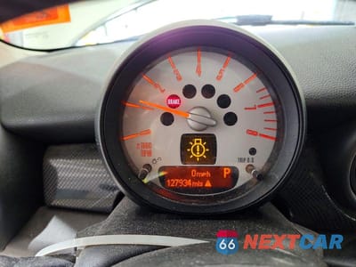 Zdjęcie 9 z 12 samochodu: 2013 MINI COOPER S CLUBMAN VIN:WMWZG3C51DT576189 - miniatura