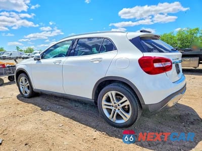 Drugie zdjęcie samochodu z przodu: 2019 MERCEDES-BENZ GLA 250 4MATIC VIN:WDCTG4GB1KJ602419 - miniatura