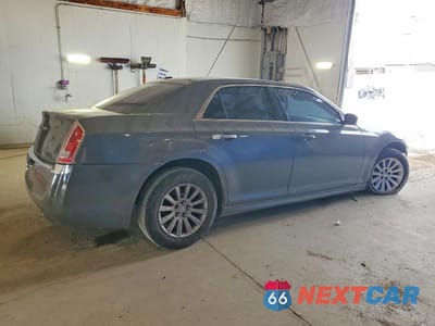 Trzecie zdjęcie samochodu z tyłu: 2012 CHRYSLER 300 VIN:2C3CCAAG7CH312715 - miniatura