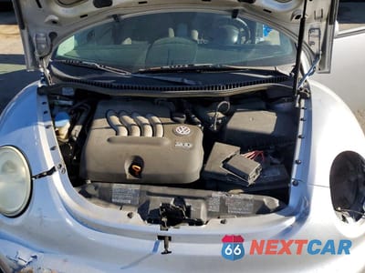 Zdjęcie 11 z 12 samochodu: 2000 VOLKSWAGEN NEW BEETLE GLS VIN:3VWCA21C7YM484446 - miniatura