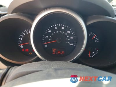 Zdjęcie 9 z 12 samochodu: 2013 KIA SOUL + VIN:KNDJT2A60D7511814 - miniatura
