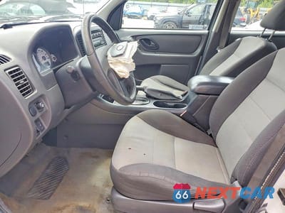 Zdjęcie 7 z 13 samochodu: 2007 FORD ESCAPE XLS VIN:1FMYU02Z77KB80851 - miniatura