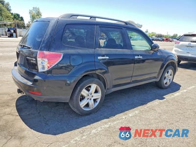 Trzecie zdjęcie samochodu z tyłu: 2010 SUBARU FORESTER 2.5X PREMIUM VIN:JF2SH6CC8AH738773 - miniatura