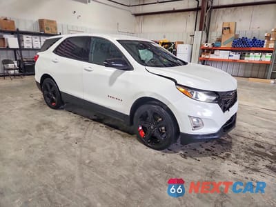 Czwarte zdjęcie samochodu z boku: 2019 CHEVROLET EQUINOX LT VIN:2GNAXLEX5K6290955 - miniatura