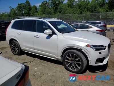 Czwarte zdjęcie samochodu z boku: 2017 VOLVO XC90 T6 VIN:YV4A22PK6H1143779 - miniatura