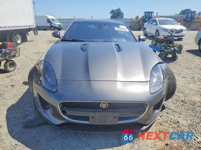 Piąte zdjęcie samochodu w środku: 2019 JAGUAR F-TYPE VIN:SAJDD1GX3KCK62337 - miniatura