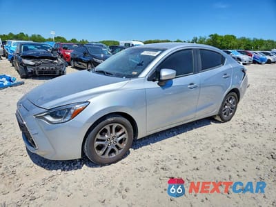 2019 TOYOTA YARIS XLE 3MYDLBYV6KY509055 - główne zdjęcie licytacji z USA - miniatura
