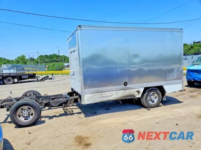 Zdjęcie 8 z 14 samochodu: 2023 CHEVROLET EXPRESS G3500 DELIVERY VAN VIN:1GB0GSF76P1168777 - miniatura