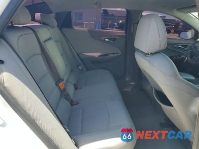 Zdjęcie 10 z 12 samochodu: 2016 CHEVROLET MALIBU LS VIN:1G1ZB5STXGF357028 - miniatura