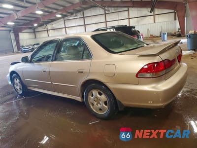 Drugie zdjęcie samochodu z przodu: 2002 HONDA ACCORD EX VIN:1HGCG165X2A048427 - miniatura