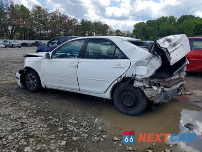 Drugie zdjęcie samochodu z przodu: 2005 TOYOTA CAMRY LE VIN:4T1BE32K15U004578 - miniatura