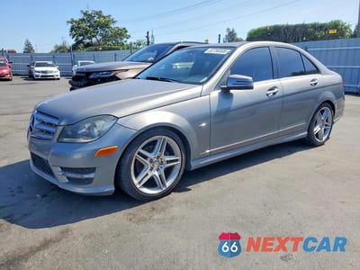 2012 MERCEDES-BENZ C 250 WDDGF4HB3CR214559 - główne zdjęcie licytacji z USA - miniatura