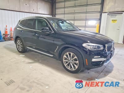 Czwarte zdjęcie samochodu z boku: 2018 BMW X3 XDRIVE30I VIN:5UXTR9C50JLD67044 - miniatura