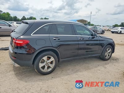 Trzecie zdjęcie samochodu z tyłu: 2018 MERCEDES-BENZ GLC 300 VIN:WDC0G4JB0JV101685 - miniatura